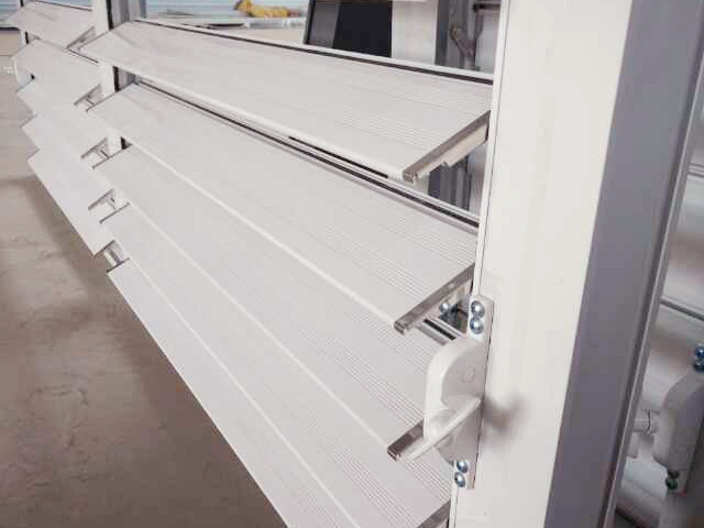 ��Ҷ���ճ������ౣ��[�ڱ�Ʒ��]