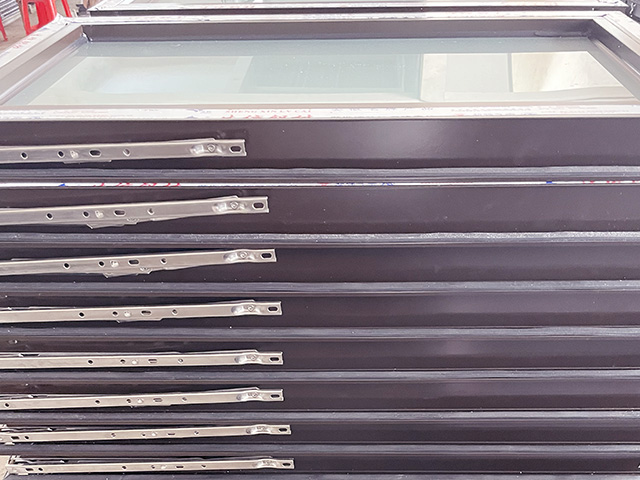 ���Ͻ��Ŵ���α�������û�